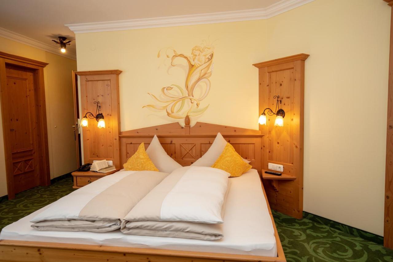 이스크글 Alpenresidenz Trisanna B&B 외부 사진