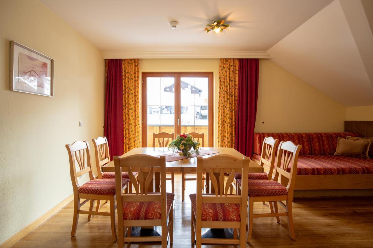 이스크글 Alpenresidenz Trisanna B&B 외부 사진