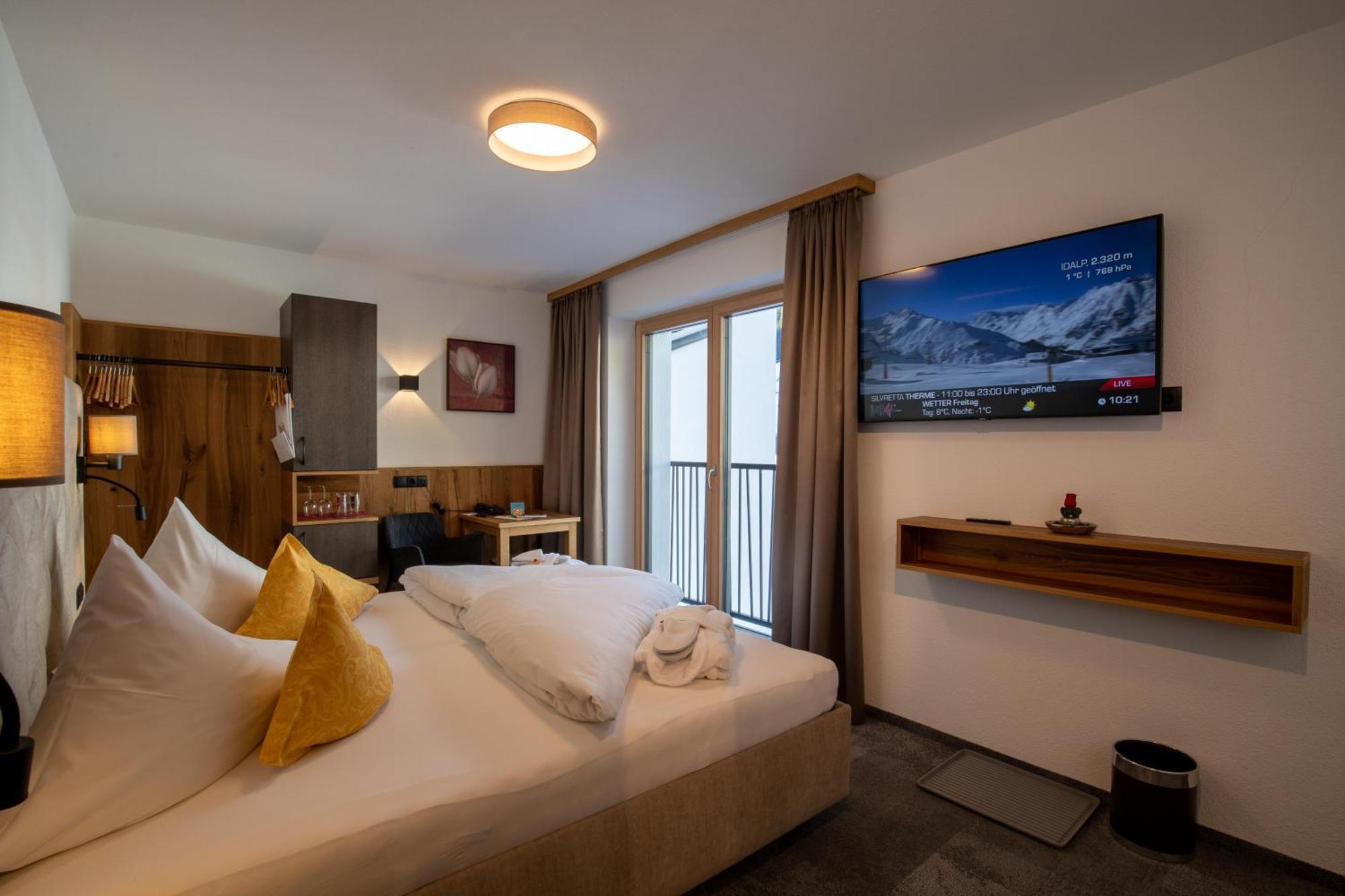 이스크글 Alpenresidenz Trisanna B&B 외부 사진